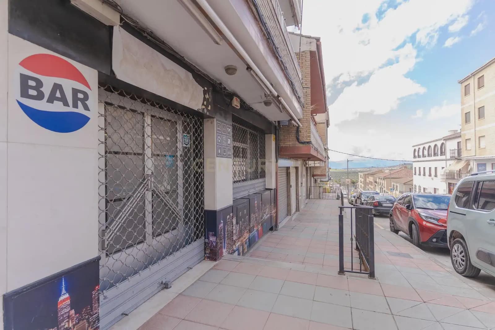 Commercial for rent in Illora - € 700 (Ref: 9803809)