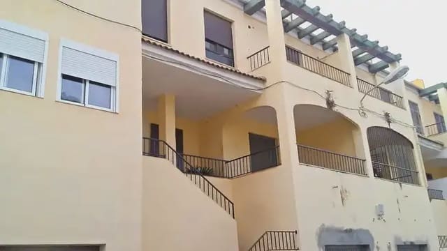 4 camera da letto Appartamento in vendita in Atarfe - 99.000 € (Rif: 9804768)