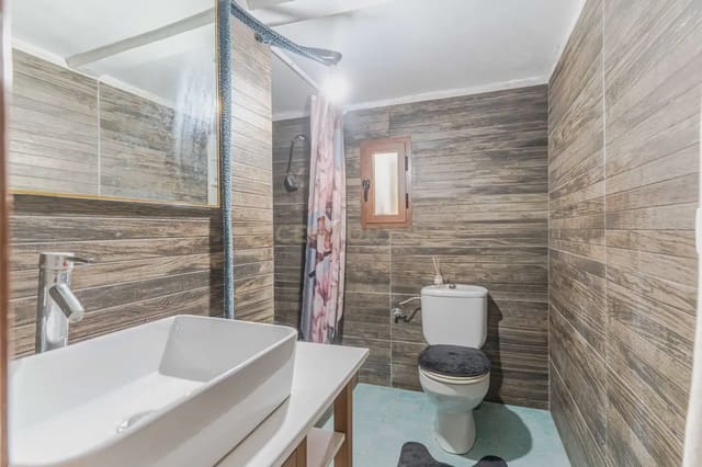 6 sypialnia Dom w skale na sprzedaż w Guadix - 85 000 € (Ref: 9804847)