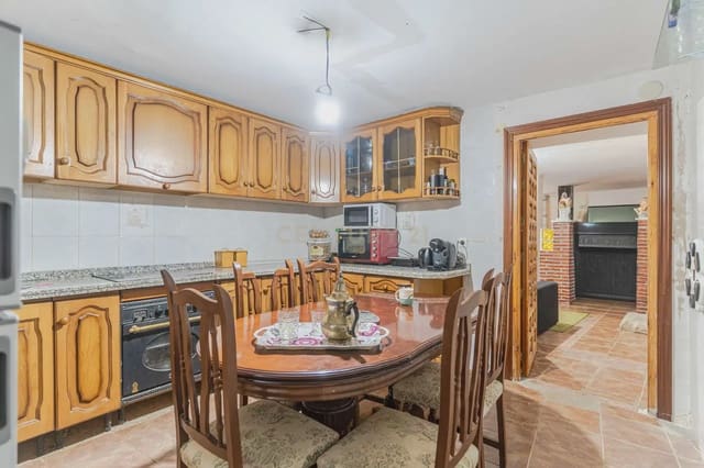 6 sypialnia Dom w skale na sprzedaż w Guadix - 85 000 € (Ref: 9804847)