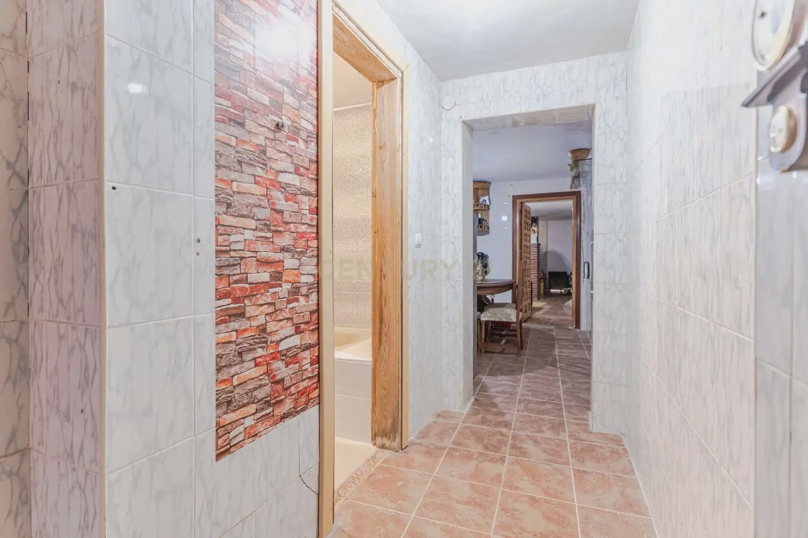 6 sypialnia Dom w skale na sprzedaż w Guadix - 85 000 € (Ref: 9804847)