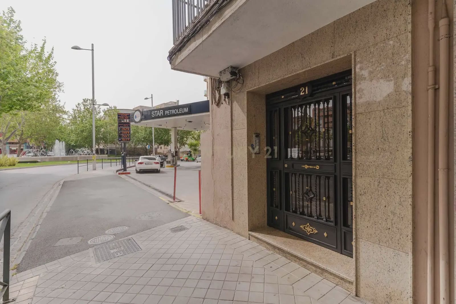 4 bedroom Apartment for sale in Granada city - € 270,000 (Ref: 9814736)
