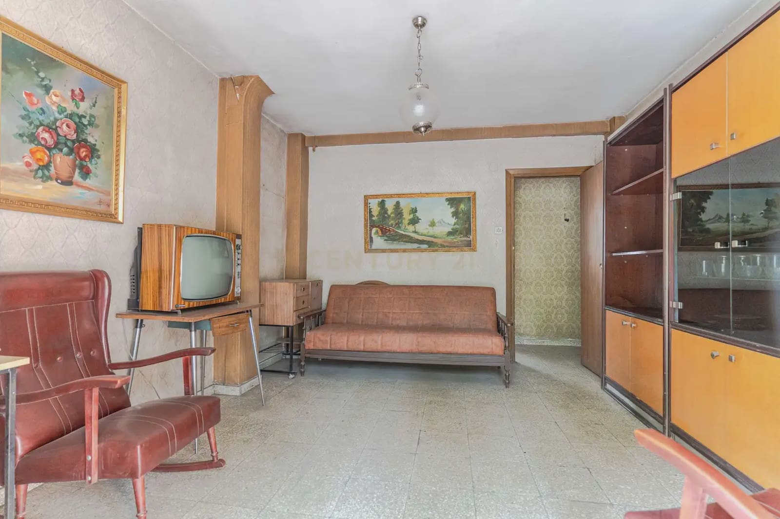 4 bedroom Apartment for sale in Granada city - € 270,000 (Ref: 9814736)