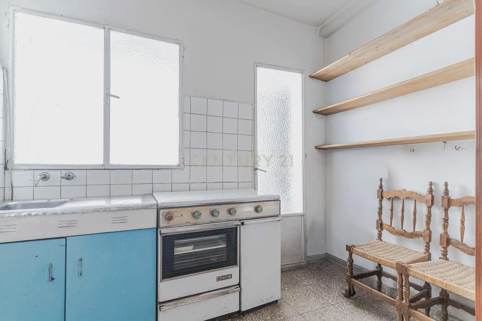 4 bedroom Apartment for sale in Granada city - € 270,000 (Ref: 9814736)