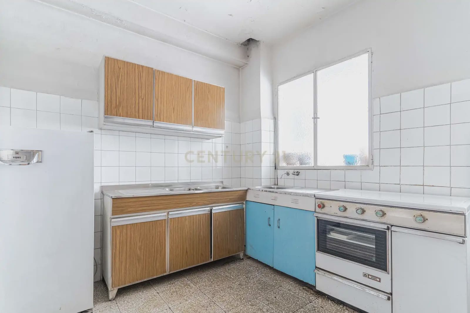 4 bedroom Apartment for sale in Granada city - € 270,000 (Ref: 9814736)