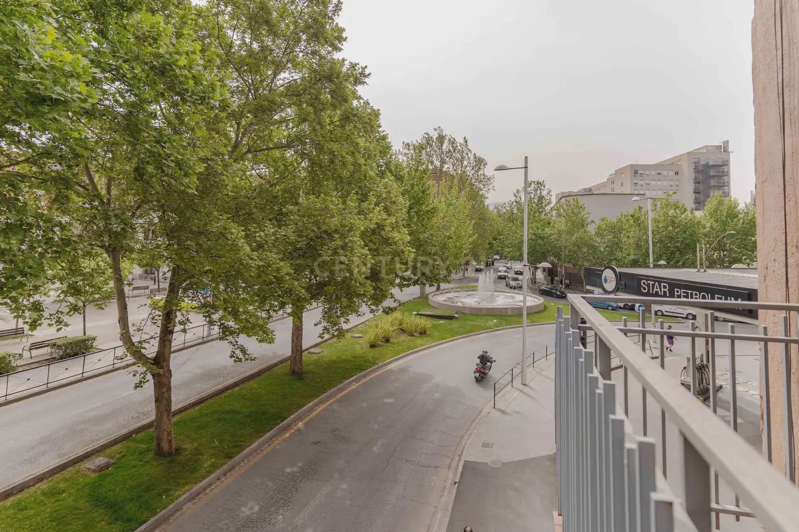 4 bedroom Apartment for sale in Granada city - € 270,000 (Ref: 9814736)