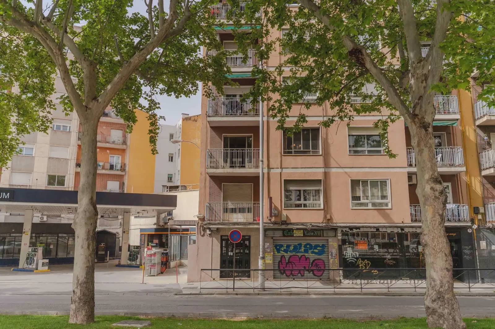4 bedroom Apartment for sale in Granada city - € 270,000 (Ref: 9814736)