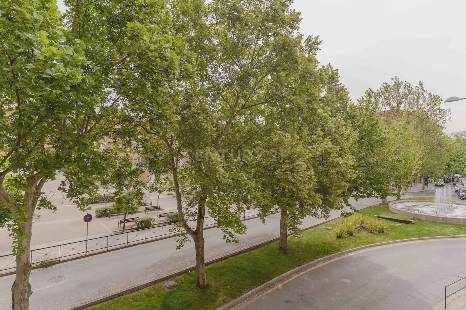 4 bedroom Apartment for sale in Granada city - € 270,000 (Ref: 9814736)