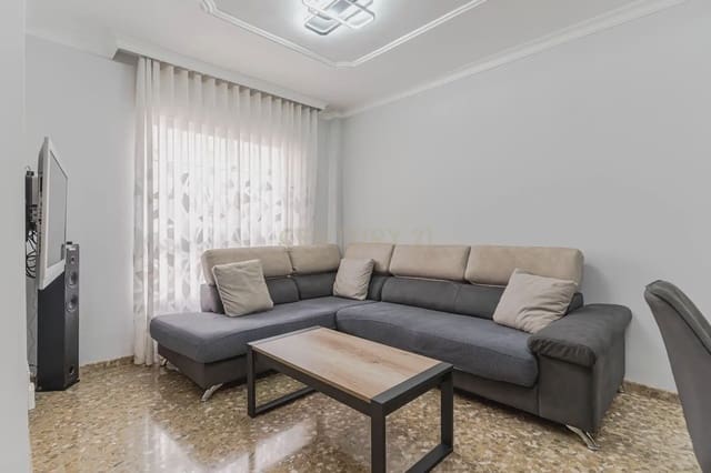 Casa de 3 habitaciones en Maracena en venta - 239.900 € (Ref: 9824218)