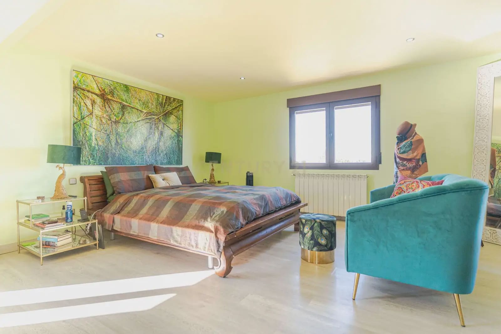 5 bedroom Villa for sale in Gojar with pool - € 625,000 (Ref: 9829588)