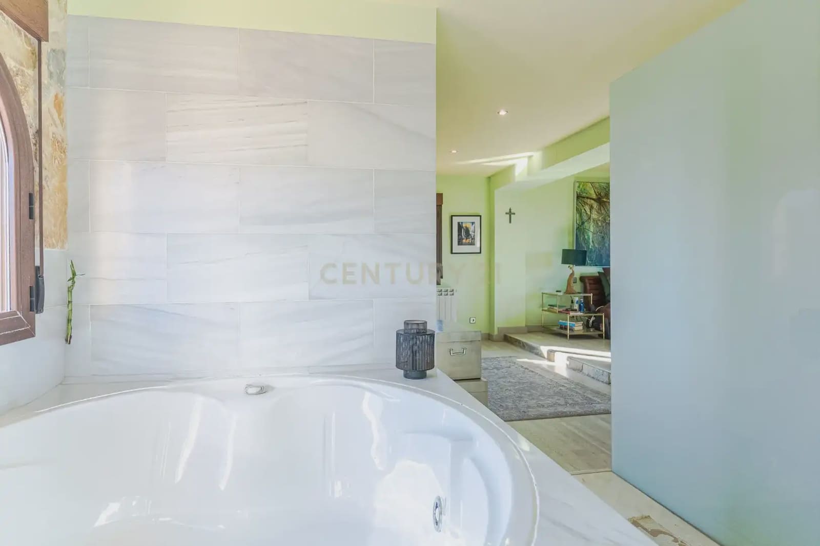 5 bedroom Villa for sale in Gojar with pool - € 625,000 (Ref: 9829588)