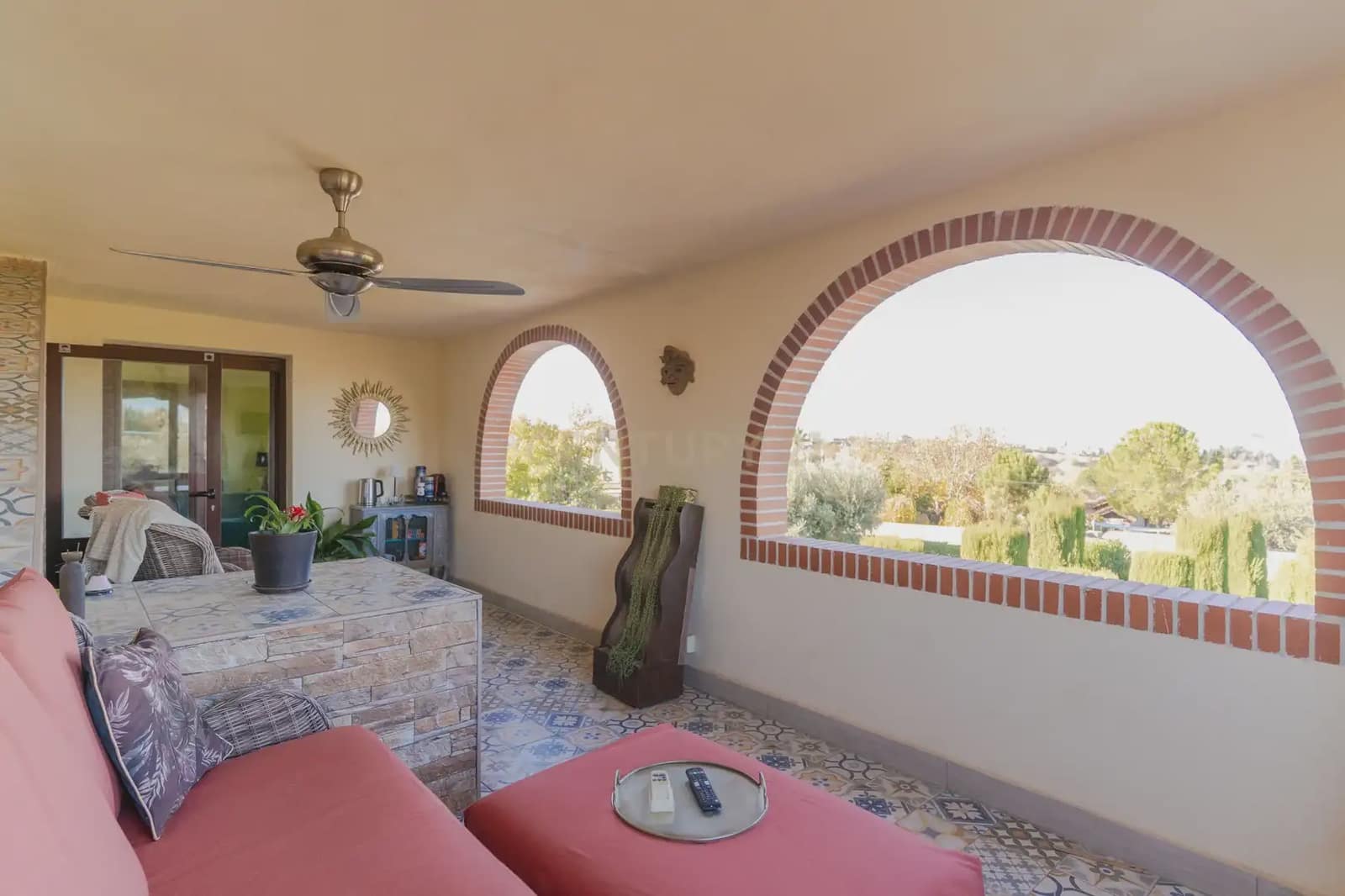 5 bedroom Villa for sale in Gojar with pool - € 625,000 (Ref: 9829588)