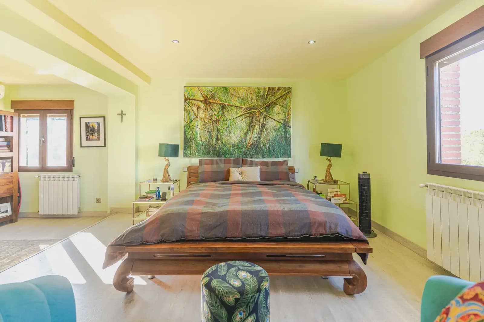 5 bedroom Villa for sale in Gojar with pool - € 625,000 (Ref: 9829588)
