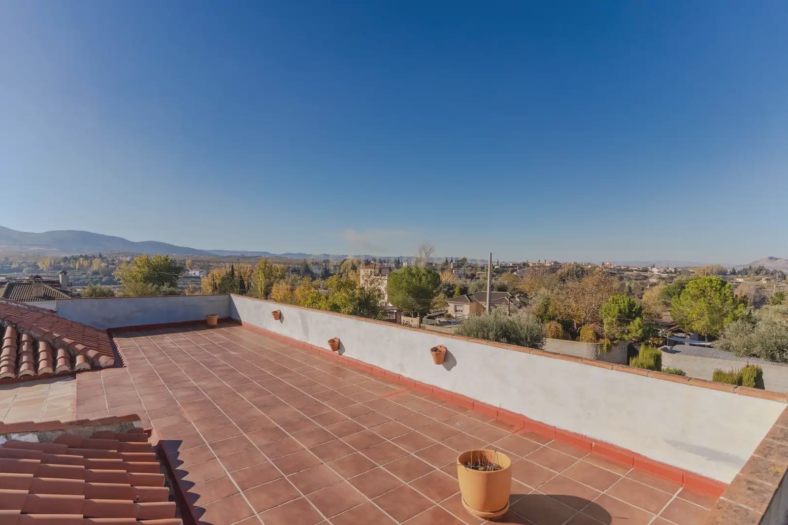 5 bedroom Villa for sale in Gojar with pool - € 625,000 (Ref: 9829588)