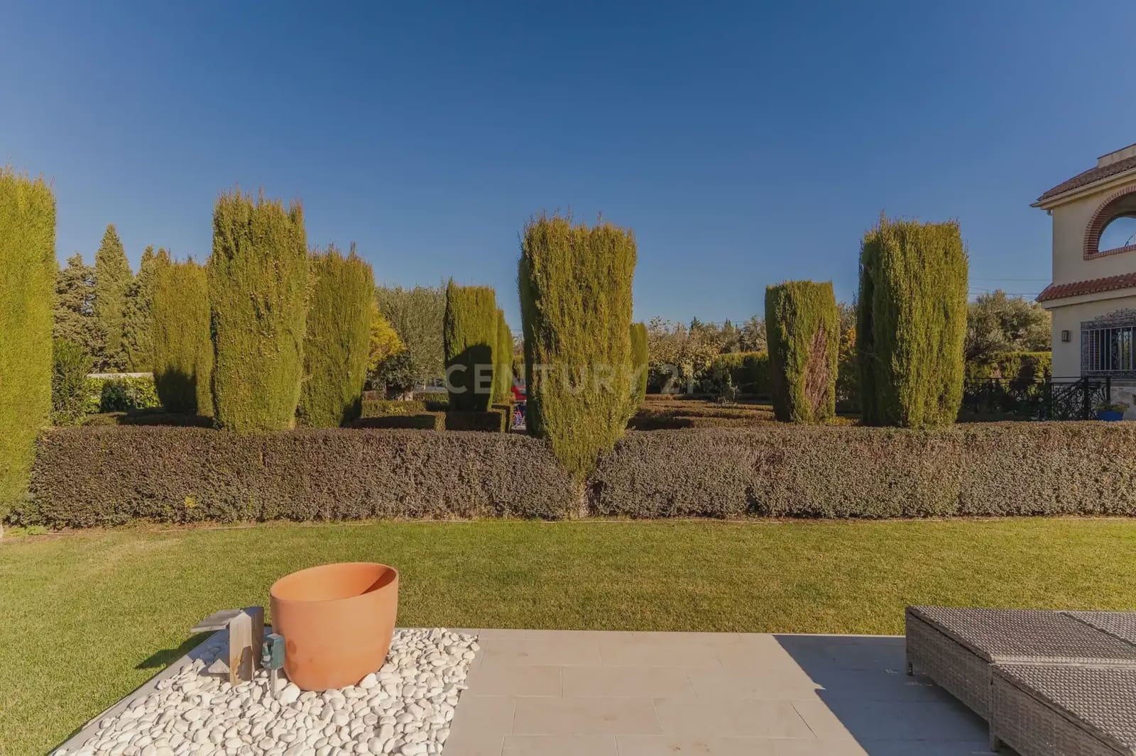 5 bedroom Villa for sale in Gojar with pool - € 625,000 (Ref: 9829588)