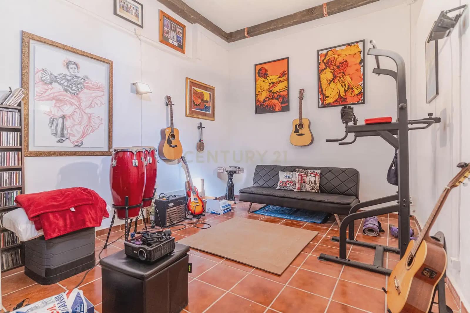 5 bedroom Villa for sale in Gojar with pool - € 625,000 (Ref: 9829588)