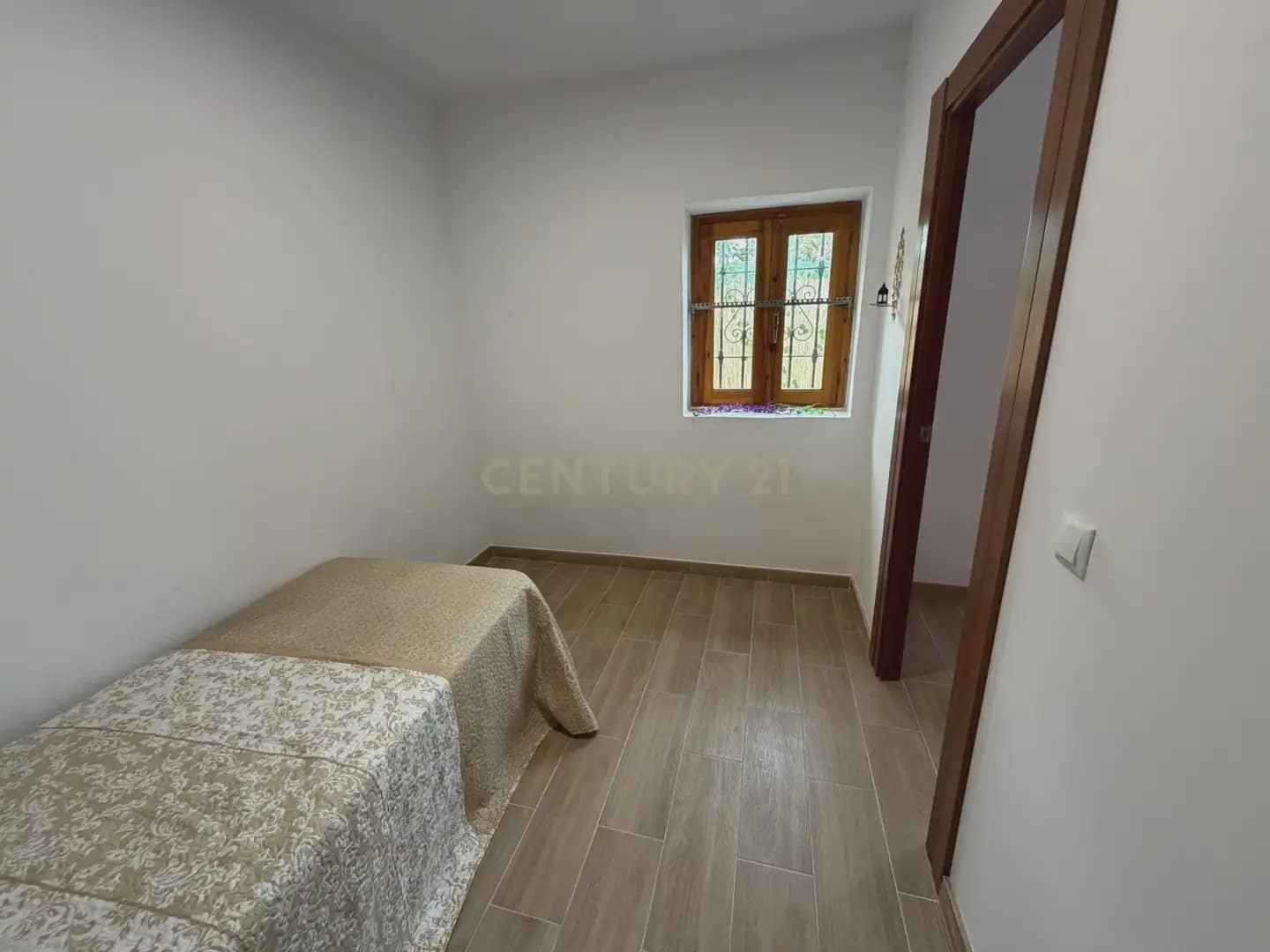 Casa de 2 habitaciones en Motril en venta - 159.900 € (Ref: 9829778)