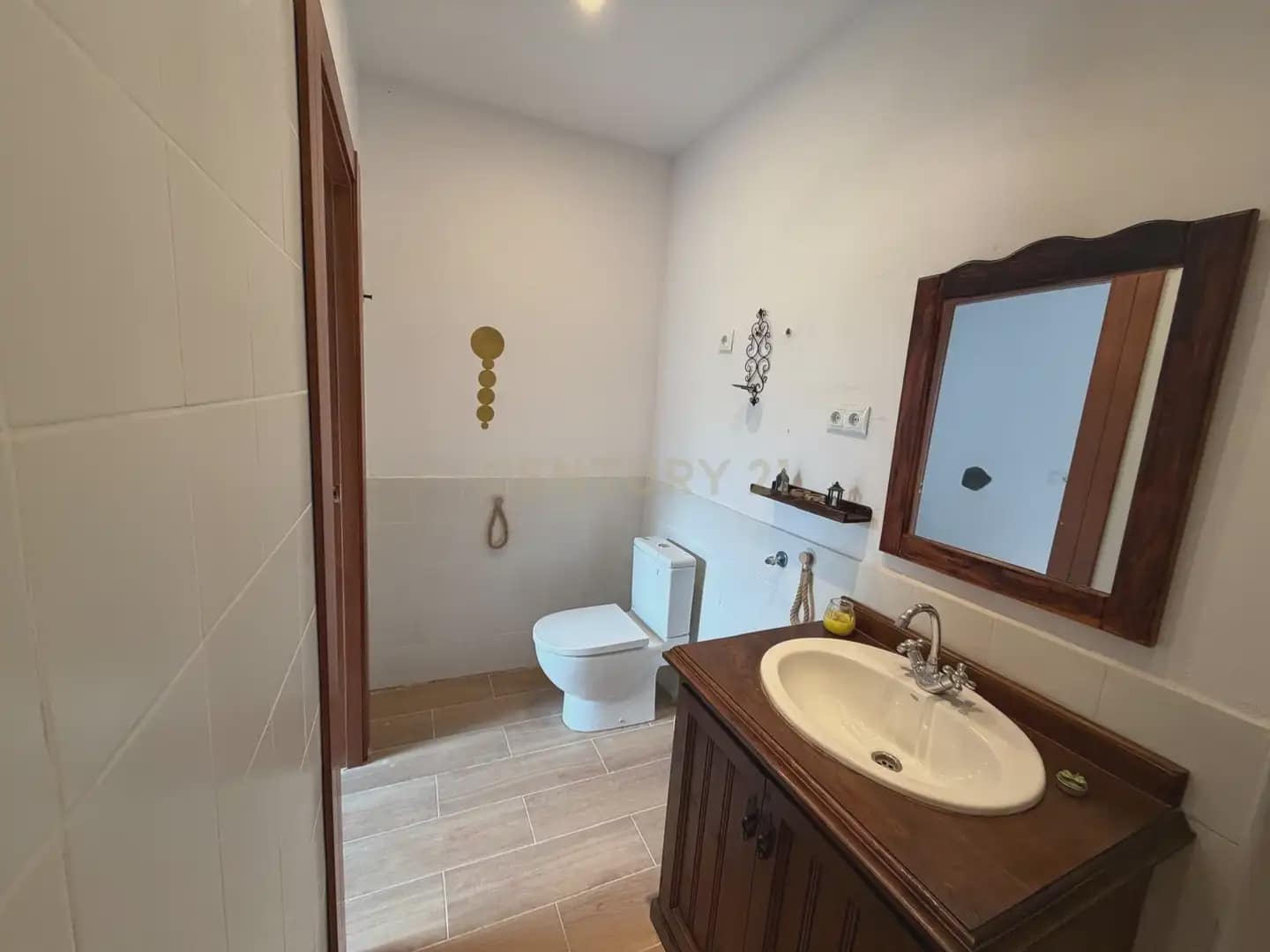 Casa de 2 habitaciones en Motril en venta - 159.900 € (Ref: 9829778)