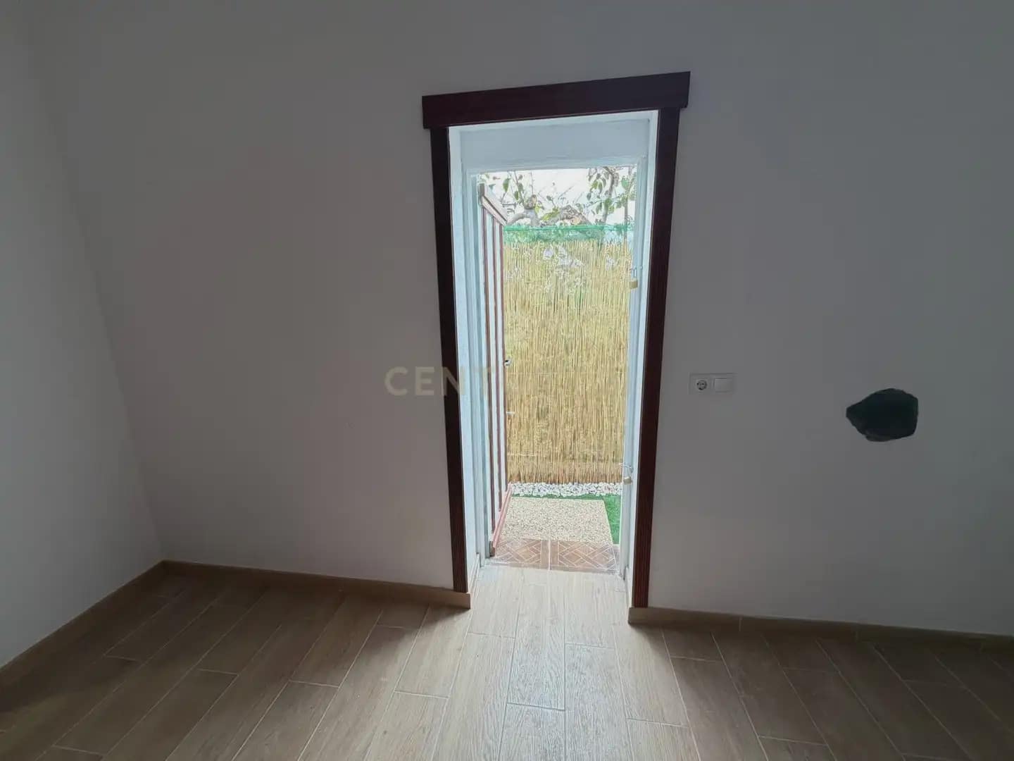 Casa de 2 habitaciones en Motril en venta - 159.900 € (Ref: 9829778)