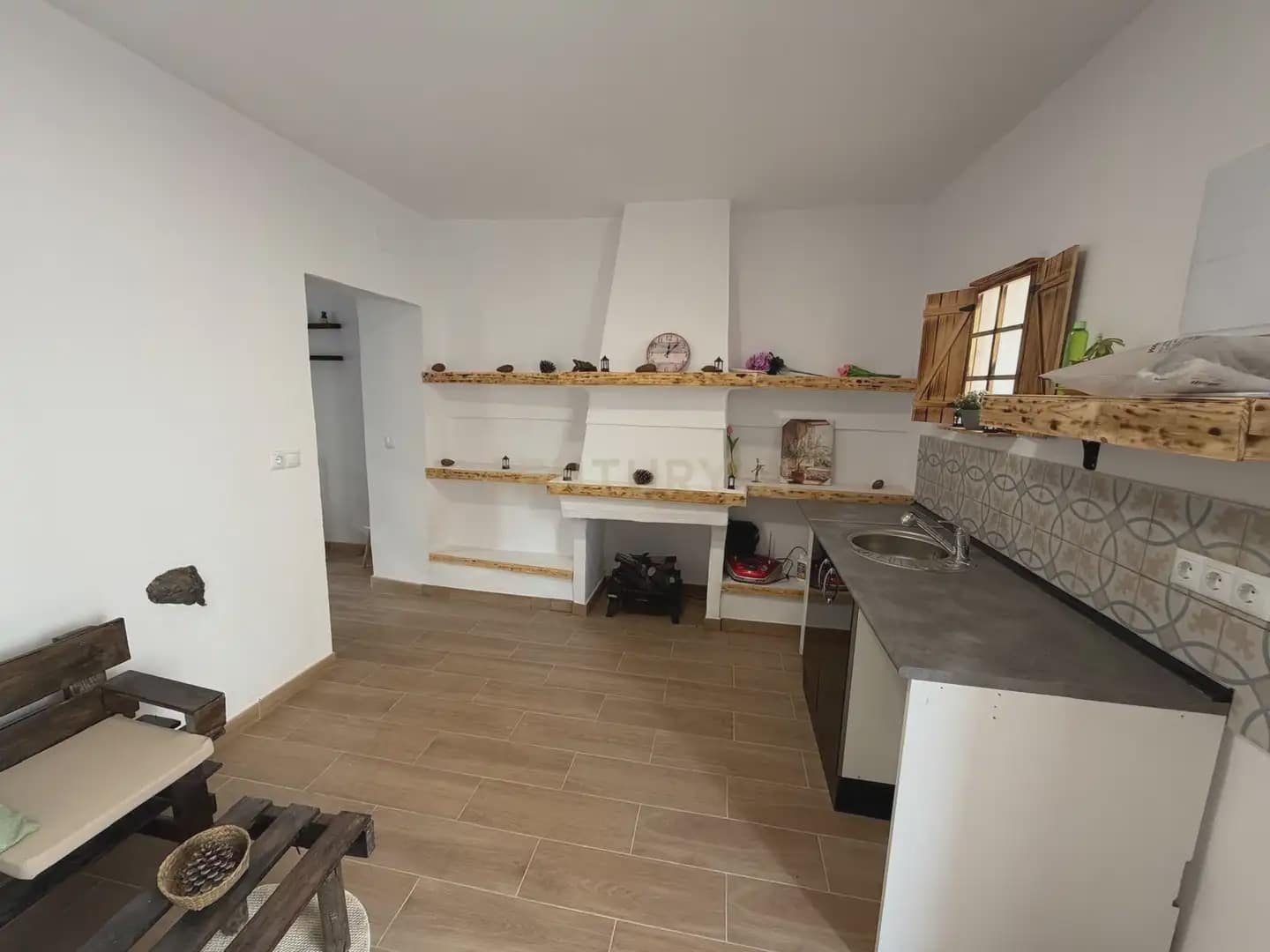Casa de 2 habitaciones en Motril en venta - 159.900 € (Ref: 9829778)