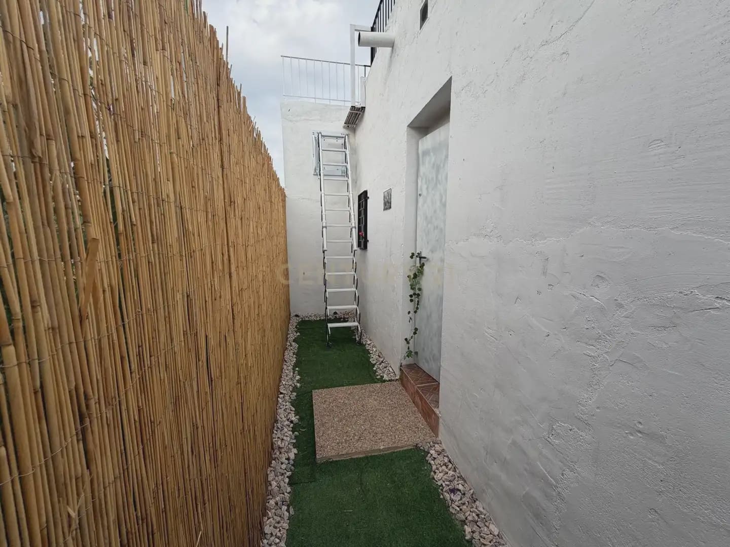 Casa de 2 habitaciones en Motril en venta - 159.900 € (Ref: 9829778)
