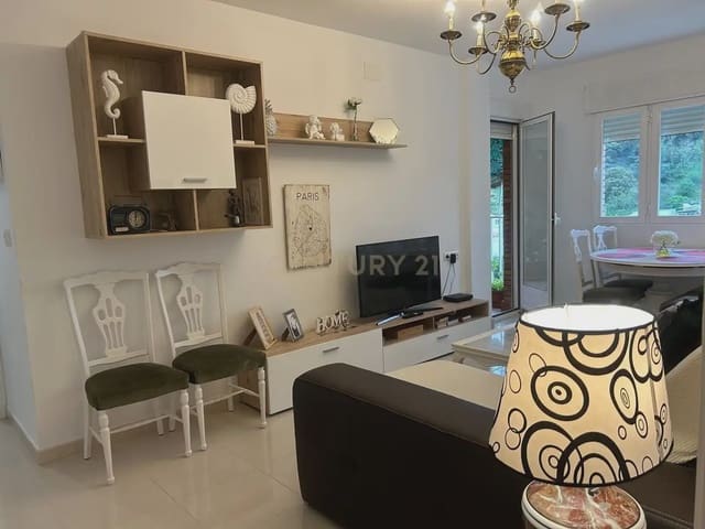 4 bedroom Apartment for rent in Carretera de la Sierra, Granada city - € 900 (Ref: 9830125)