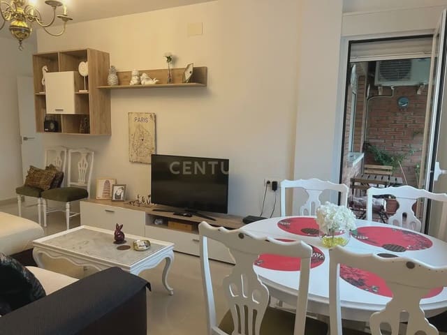 4 bedroom Apartment for rent in Carretera de la Sierra, Granada city - € 900 (Ref: 9830125)