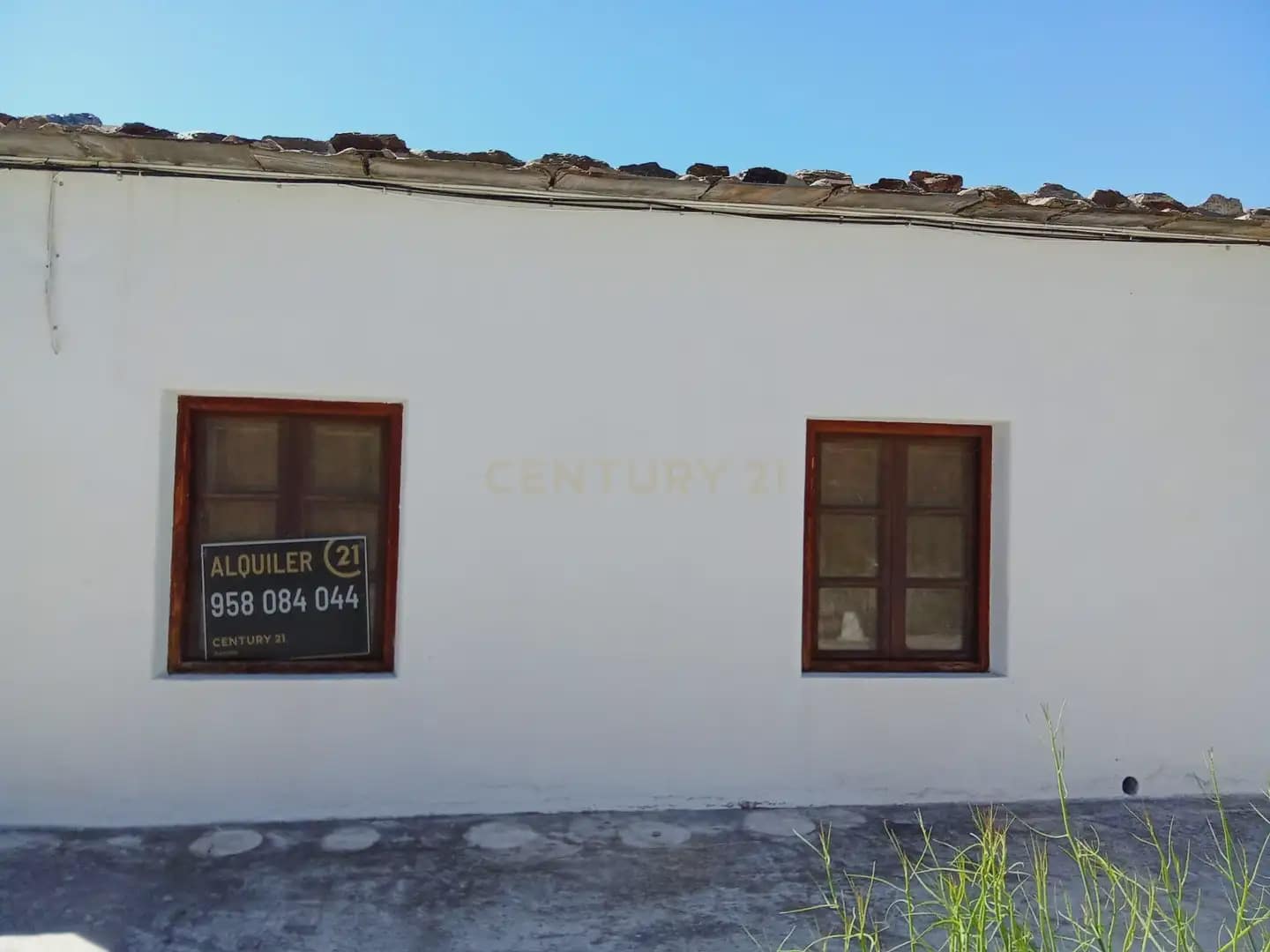 Office for rent in La Taha - € 550 (Ref: 9832758)