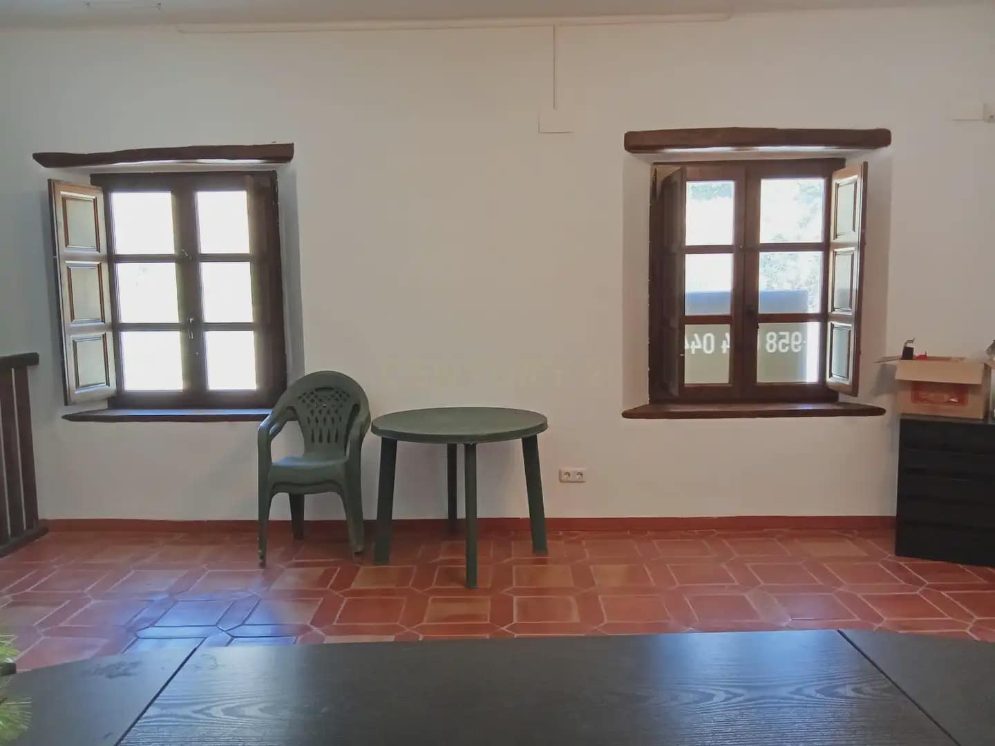 Office for rent in La Taha - € 550 (Ref: 9832758)