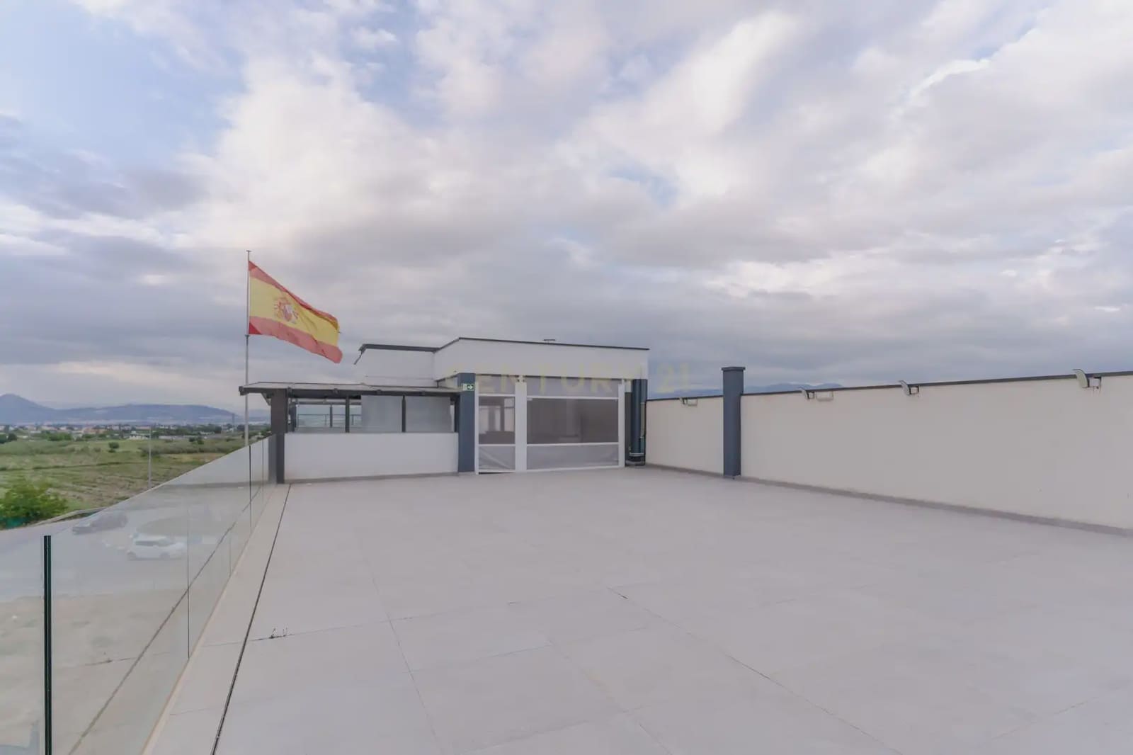 Kommersiell til leie i Churriana de la Vega med svømmebasseng garasje - € 1 750 (Ref: 9836761)