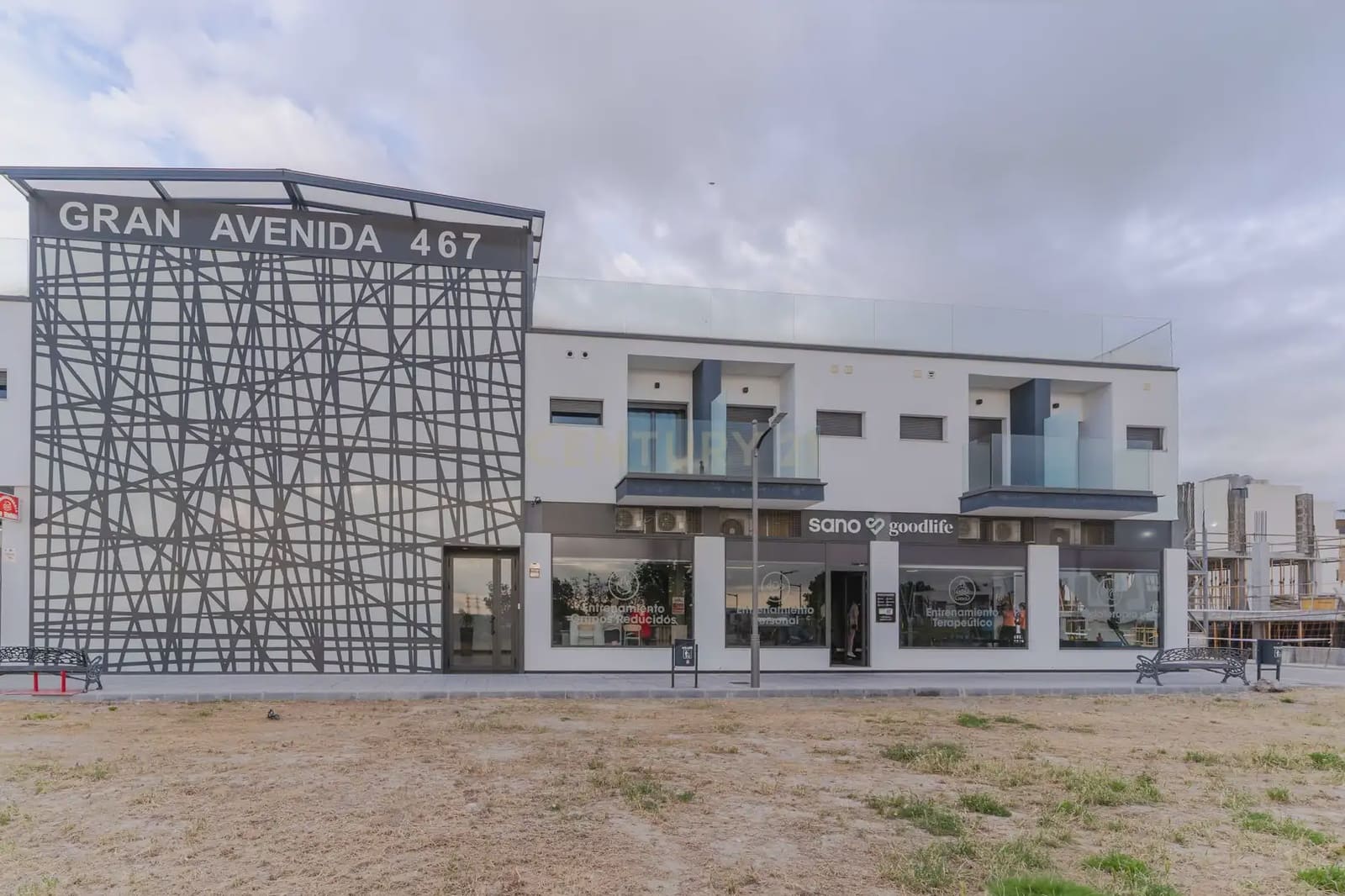 Kommersiell til leie i Churriana de la Vega med svømmebasseng garasje - € 1 750 (Ref: 9836761)