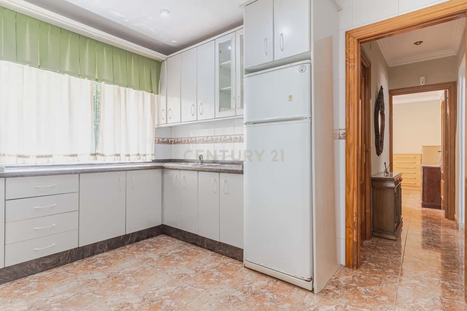 2 bedroom Bungalow for sale in Churriana de la Vega - € 209,900 (Ref: 9838281)