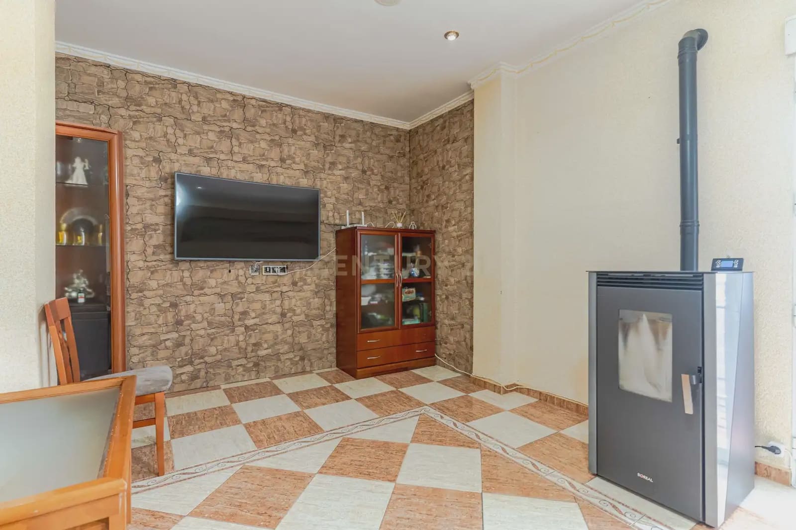 4 bedroom Apartment for sale in Montefrio - € 117,000 (Ref: 9844659)