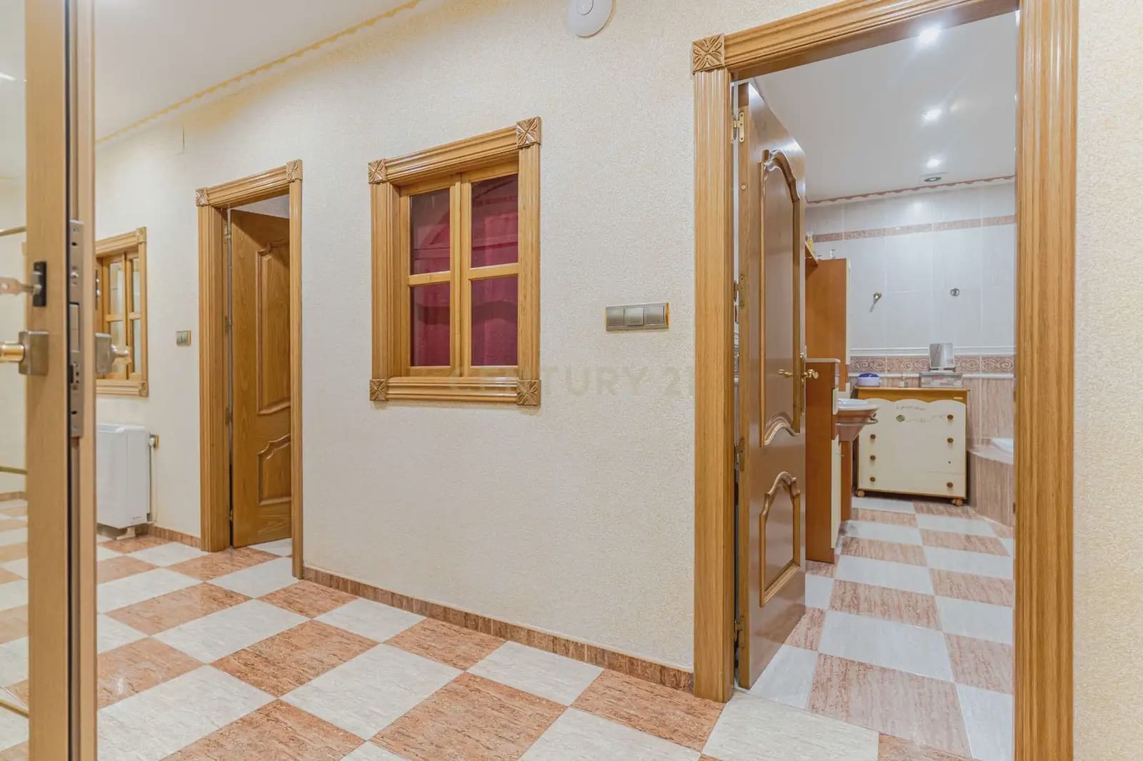 4 bedroom Apartment for sale in Montefrio - € 117,000 (Ref: 9844659)