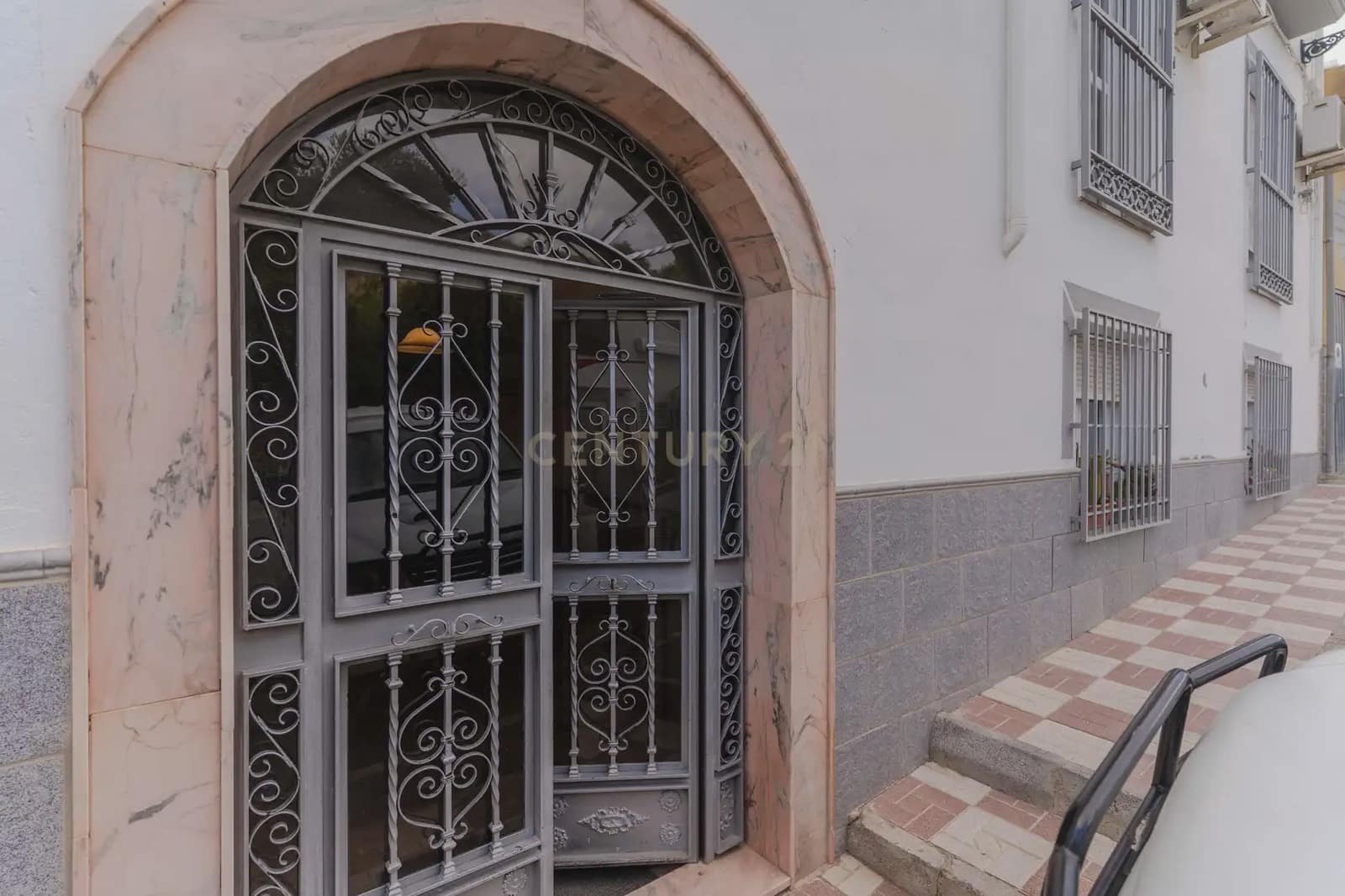 4 bedroom Apartment for sale in Montefrio - € 117,000 (Ref: 9844659)
