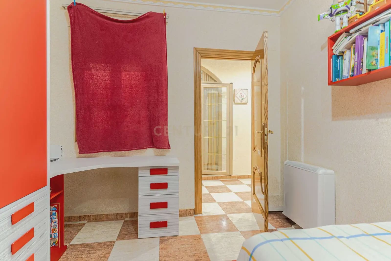 4 bedroom Apartment for sale in Montefrio - € 117,000 (Ref: 9844659)