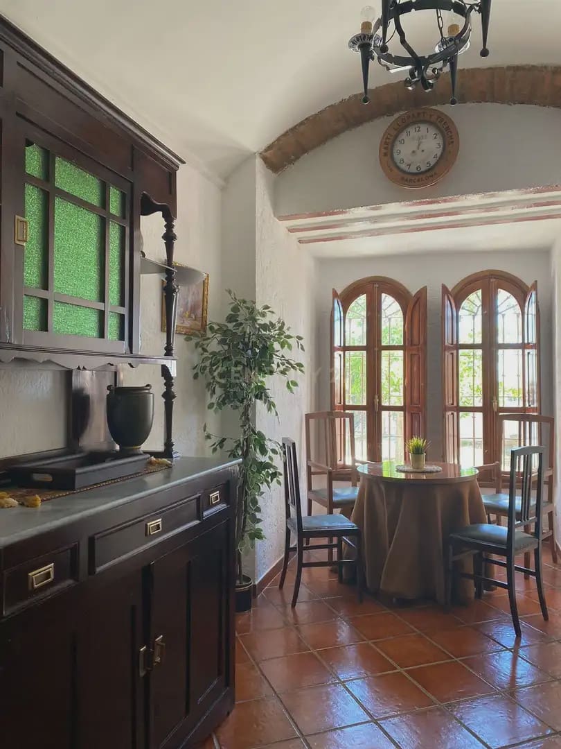 4 bedroom Cave House for rent in Guadix with garage - € 1,100 (Ref: 9850742)