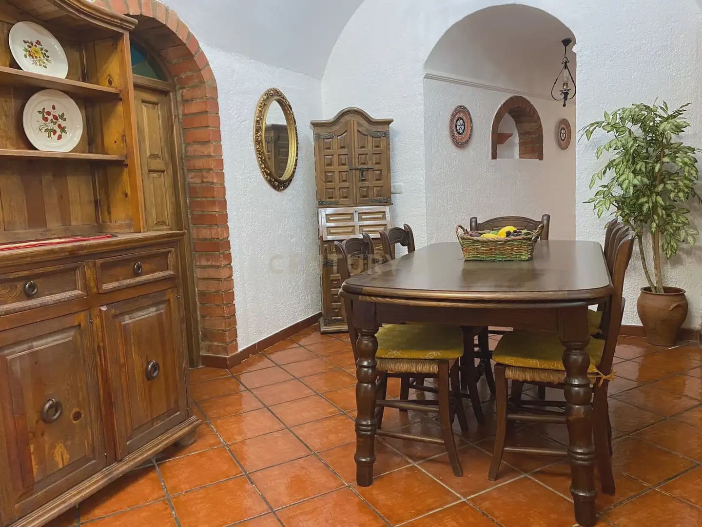 4 bedroom Cave House for rent in Guadix with garage - € 1,100 (Ref: 9850742)