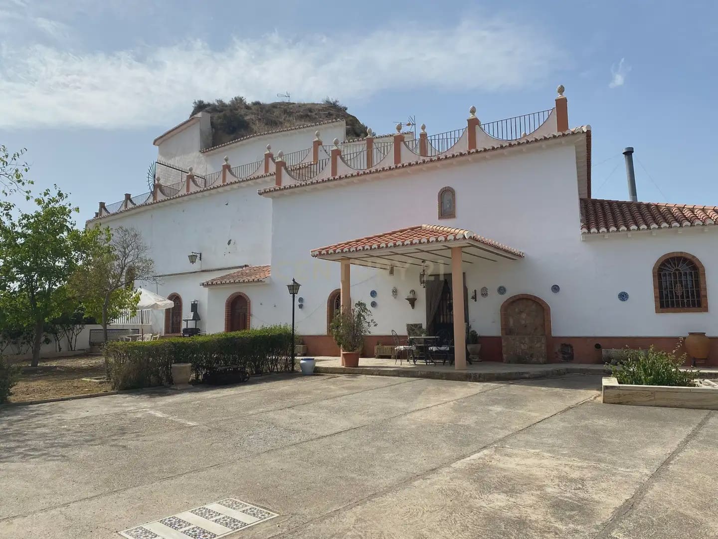 4 bedroom Cave House for rent in Guadix with garage - € 1,100 (Ref: 9850742)