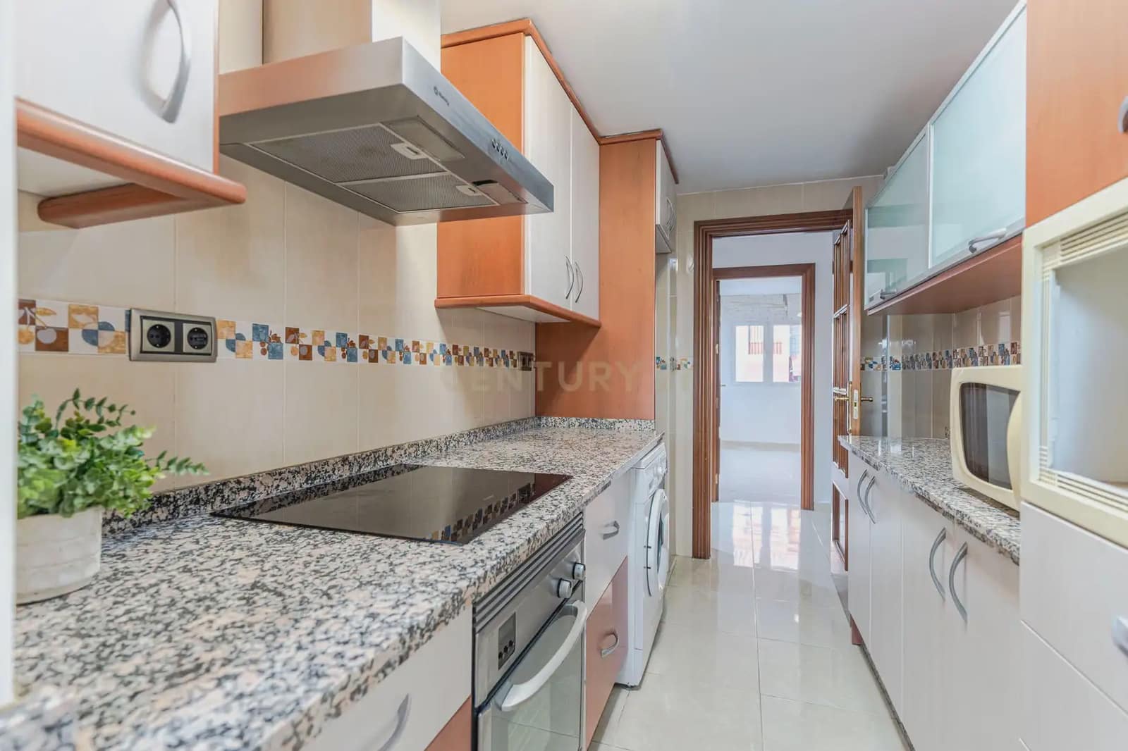 Appartement de 3 chambres à louer à Grenade ville avec garage - 600 € (Ref: 9858280)