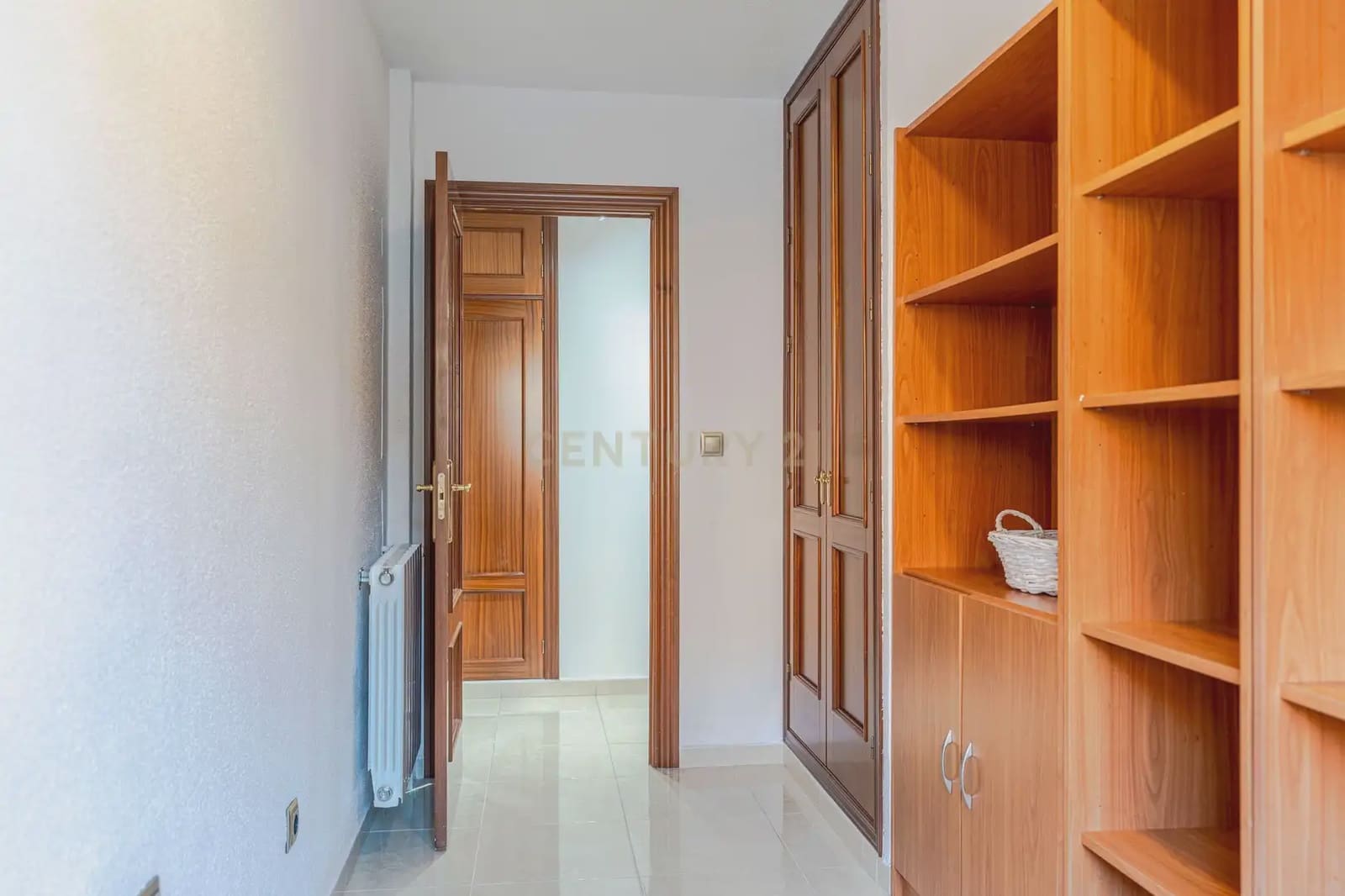 Appartement de 3 chambres à louer à Grenade ville avec garage - 600 € (Ref: 9858280)