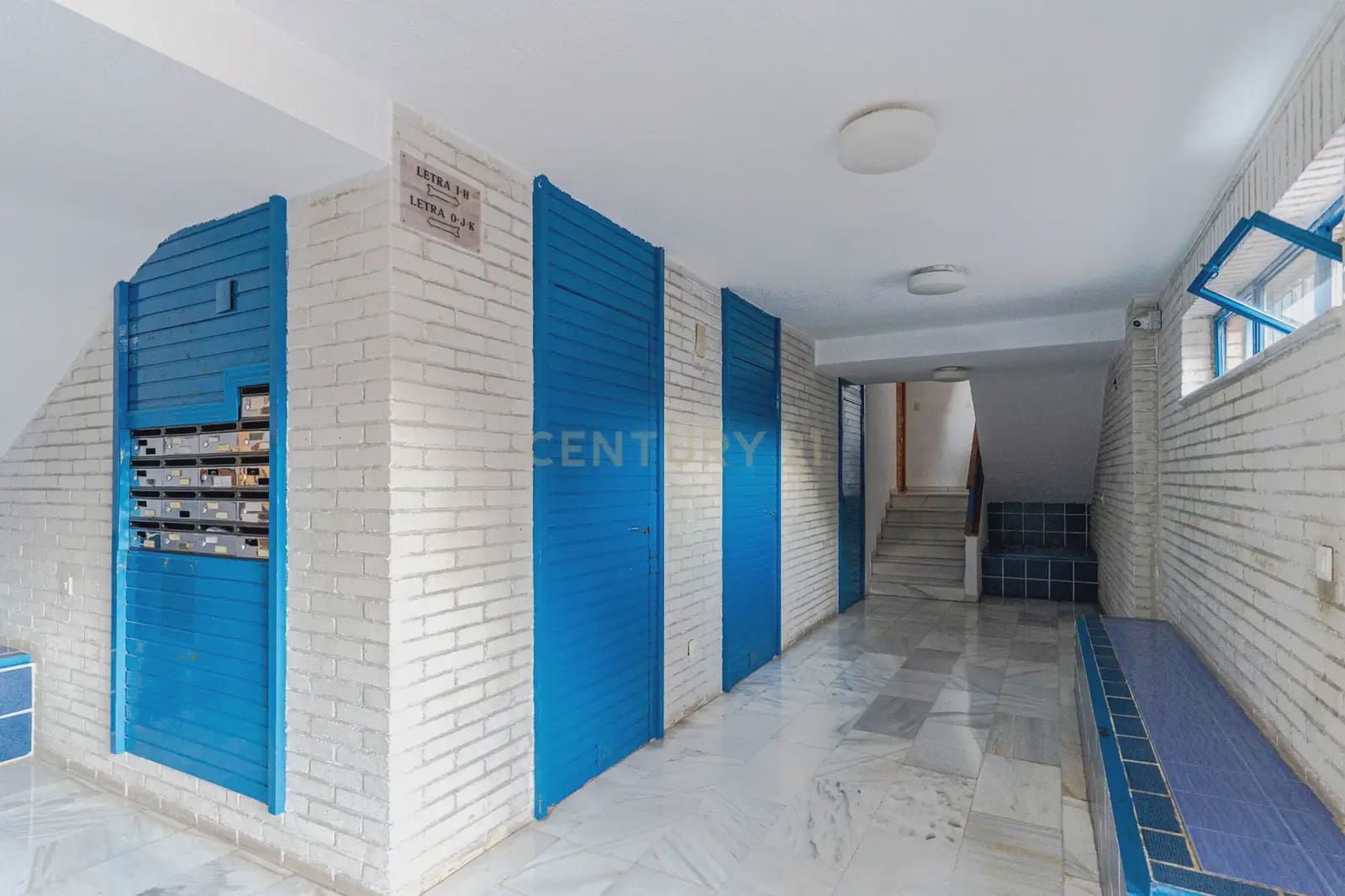 Appartement de 3 chambres à louer à Grenade ville avec garage - 600 € (Ref: 9858280)
