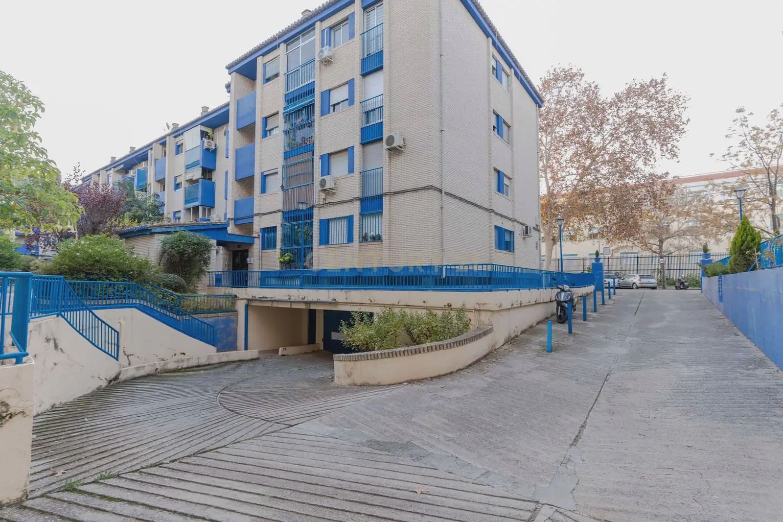 Appartement de 3 chambres à louer à Grenade ville avec garage - 600 € (Ref: 9858280)