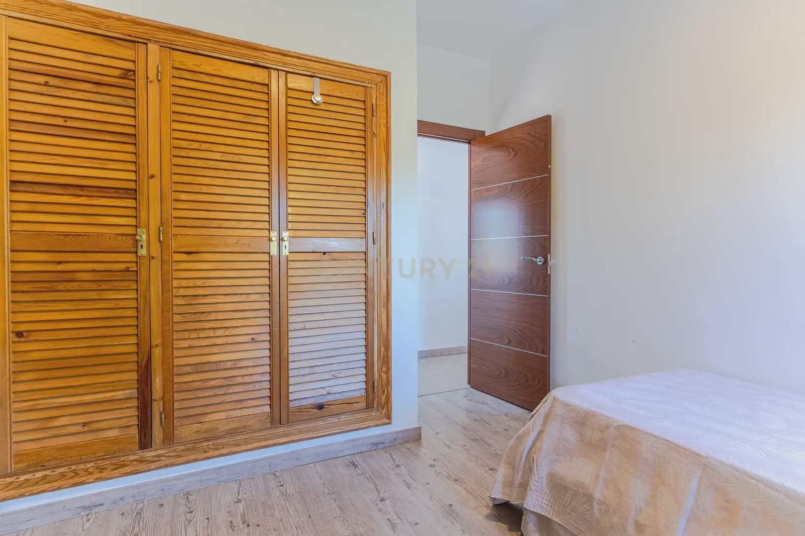 6 soverom Villa til salgs i Las Gabias - € 590 000 (Ref: 9860395)