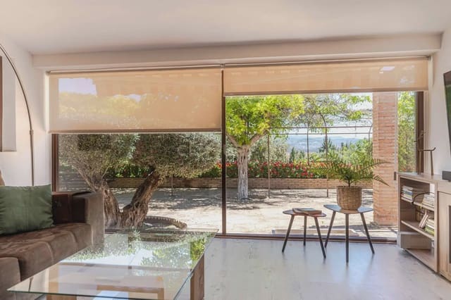 6 soverom Villa til salgs i Las Gabias - € 590 000 (Ref: 9860395)