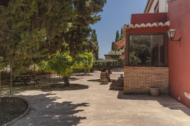 6 soverom Villa til salgs i Las Gabias - € 590 000 (Ref: 9860395)