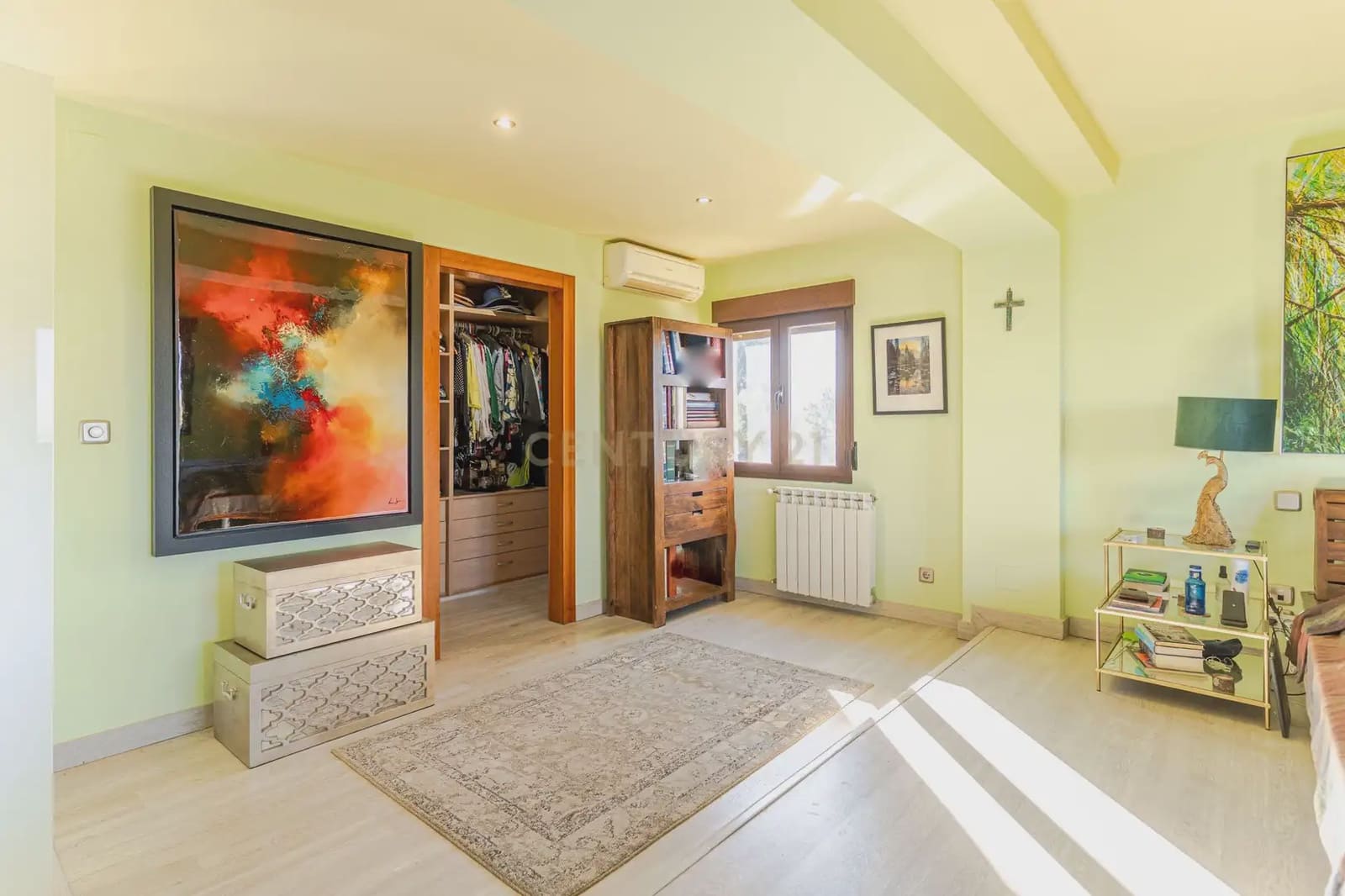 5 bedroom Villa for sale in Gojar with pool - € 625,000 (Ref: 9861198)