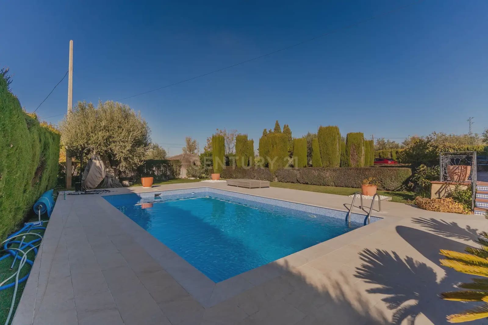 5 bedroom Villa for sale in Gojar with pool - € 625,000 (Ref: 9861198)
