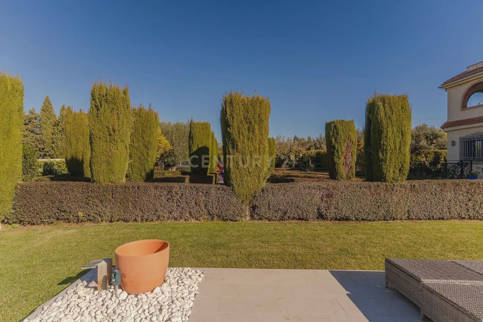 5 bedroom Villa for sale in Gojar with pool - € 625,000 (Ref: 9861198)