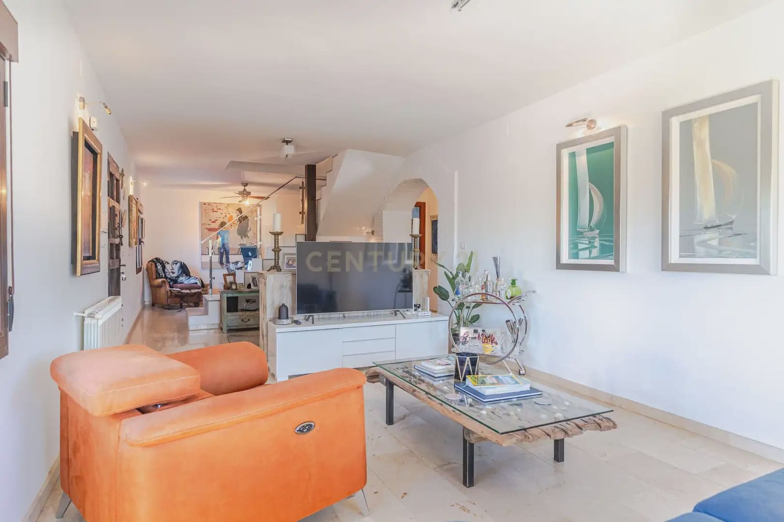 5 bedroom Villa for sale in Gojar with pool - € 625,000 (Ref: 9861198)